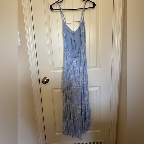 Urban outfitters blue floral maxi dress - Picture 4 of 8